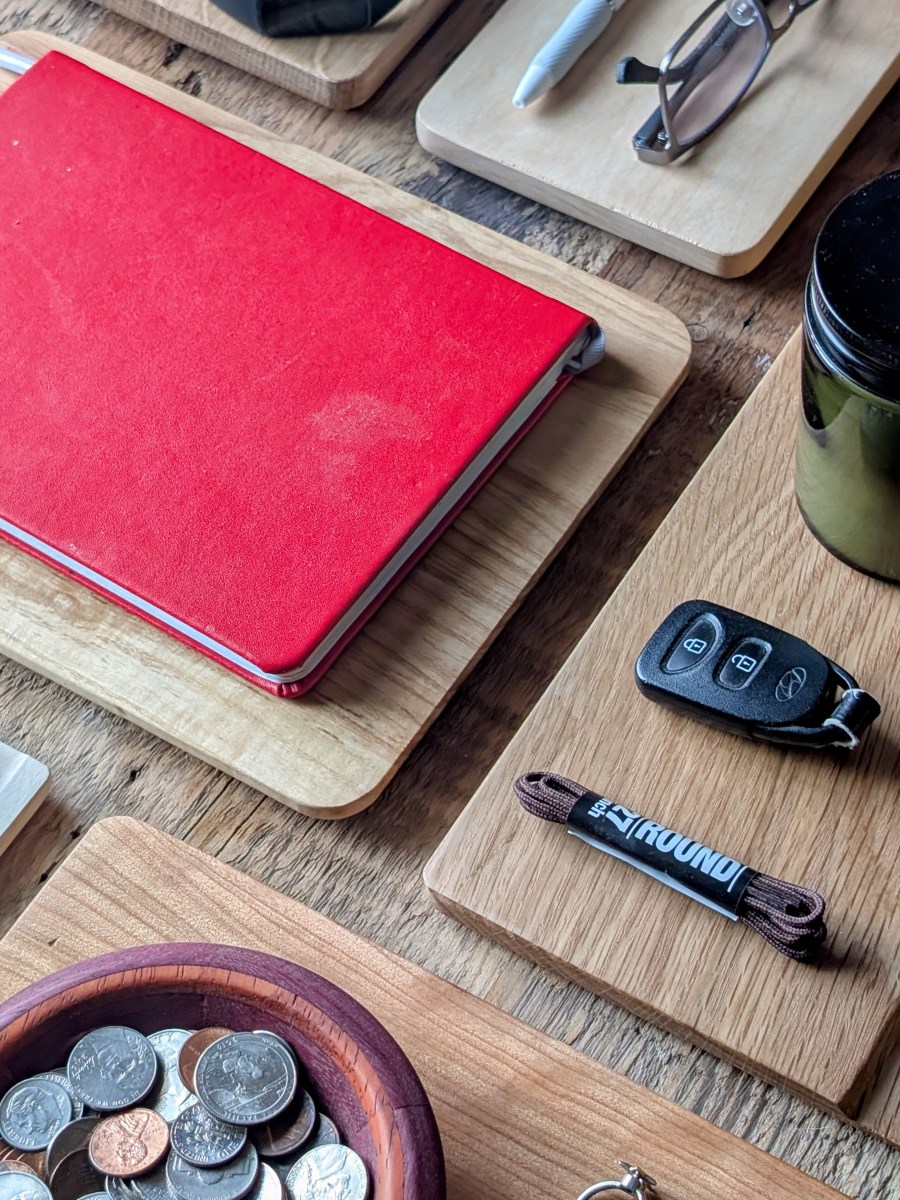 Monolithic vs segmented table&nbsp;tops