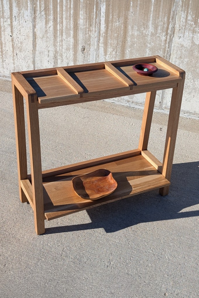 Narrow entry console