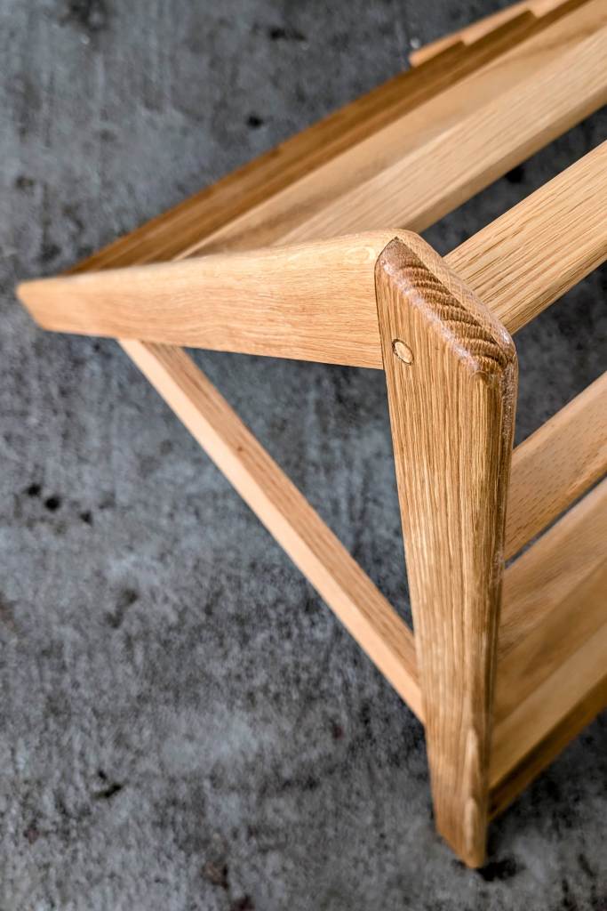 Climbing triangle close up